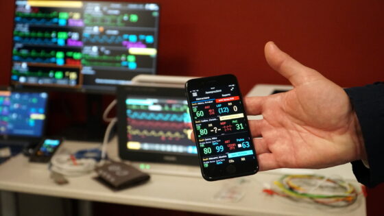 Covid, al Santa Maria Nuova arriva lo smartphone che monitora i pazienti