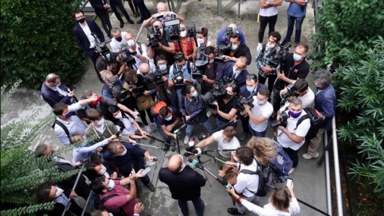 Giornalisti Toscana chiedono di essere vaccinati