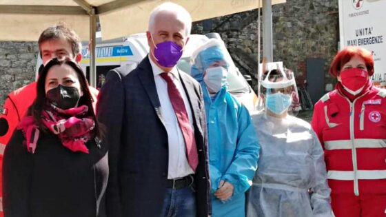 Giani: “Dobbiamo fronteggiare ancora un mese”
