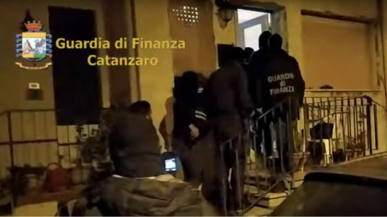 Minori usati come corrieri droga, indagine da Catanzaro alla Toscana