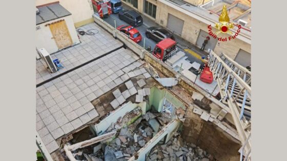 Crollo di parte di solaio di un asilo: tragedia sfiorata