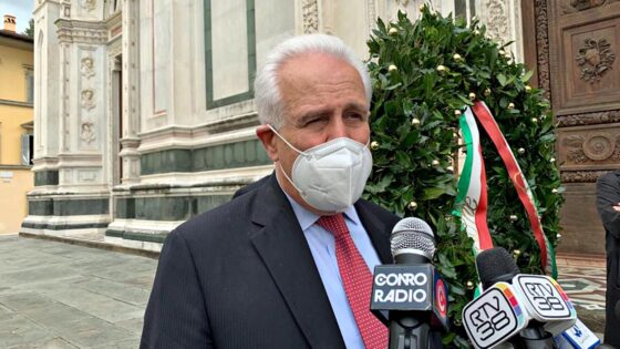 🎧 Giani: “Date a noi vaccini Astrazeneca. Lunedì iniziamo a vaccinare i quarantenni”