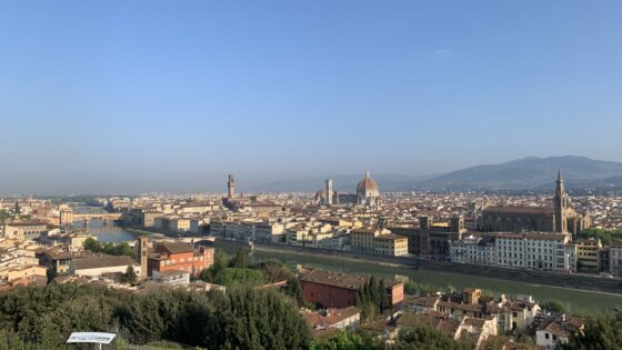 Tari, Firenze: rinviato pagamento per alberghi, cinema e teatri