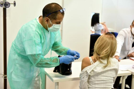 Eli Lilly diventa campus vaccinale per lavoratori e cittadini