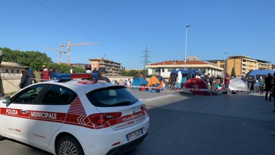 🎧 Sgombero via Baracca, terminata protesta