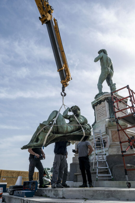 Restauro-spettacolo del David al piazzale Michelangelo