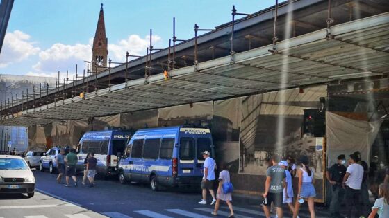 Flop manifestazione No Green Pass, file per tampone