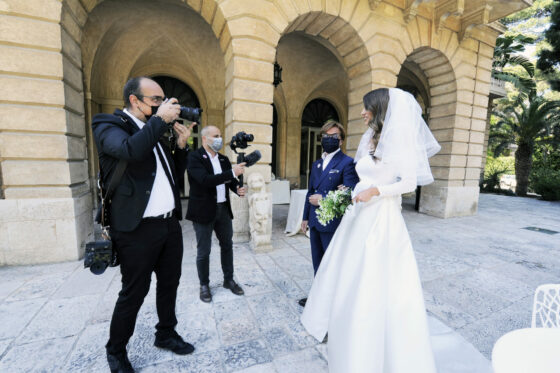 Anticipo del vaccino solo per matrimonio civile e religioso. “La Regione consideri anche le unioni civili”