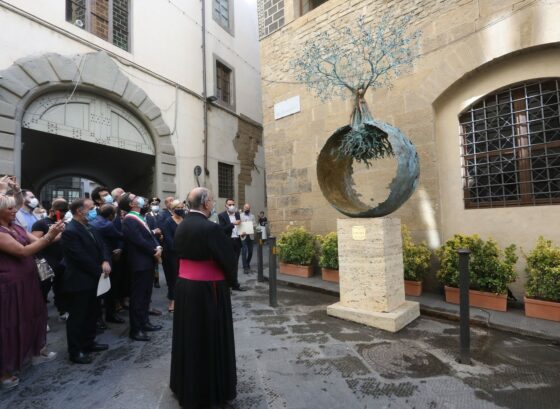 Georgofili, una scultura per ricordare la strage