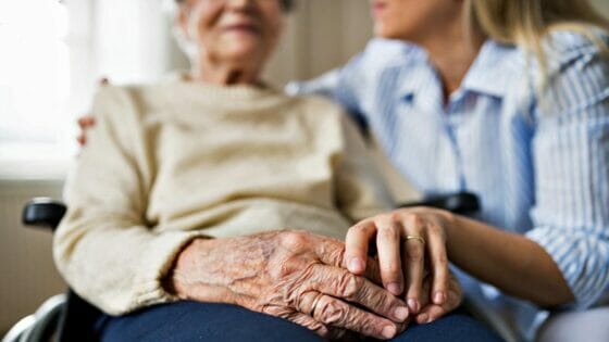 Solidarietà, cinque bandi per progetti su persone fragili