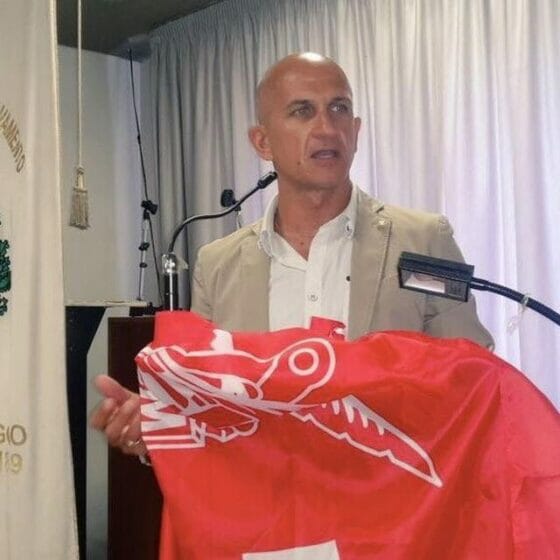 Fiom: nuova busta con bossolo a segretario Toscana