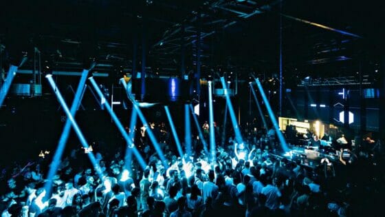 Tenax chiuso 10 giorni per troppe liti fra gli avventori, discoteca