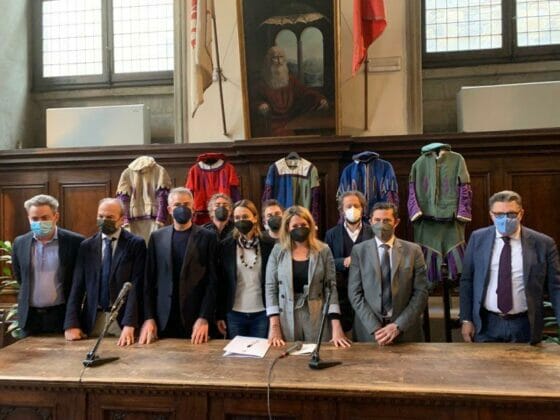 🎧 Firenze, il delivery diventa etico e sostenibile: firmato protocollo d’intesa