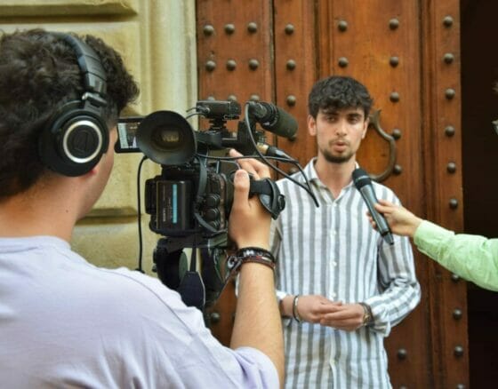🎧 Eventi in Santo Spirito. Intervista dopo gli attacchi del priore a chi anima il sagrato