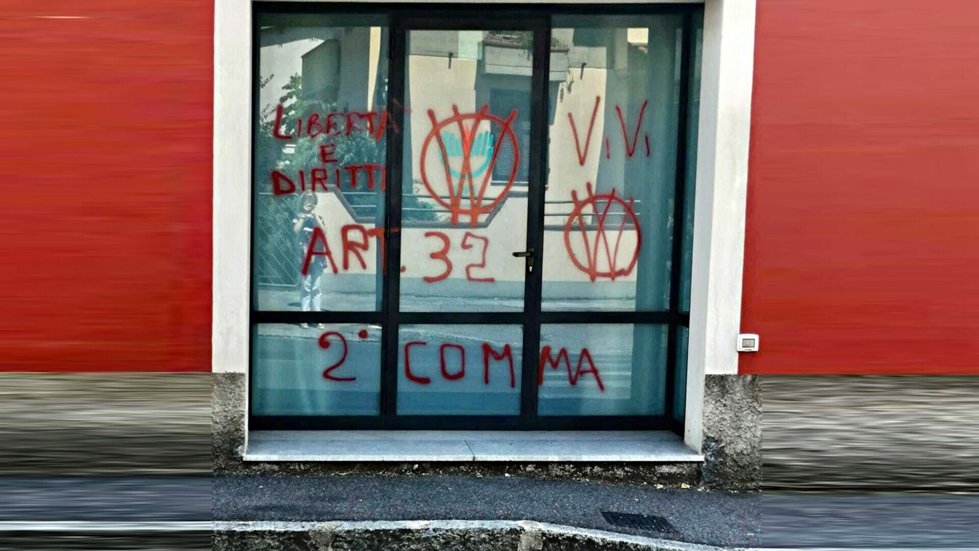 Scritte no vax