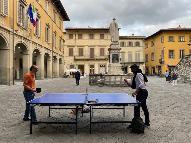 🎧 Dal ping pong alle doppie candidature, ‘bizzarrie’ elettorali a Prato