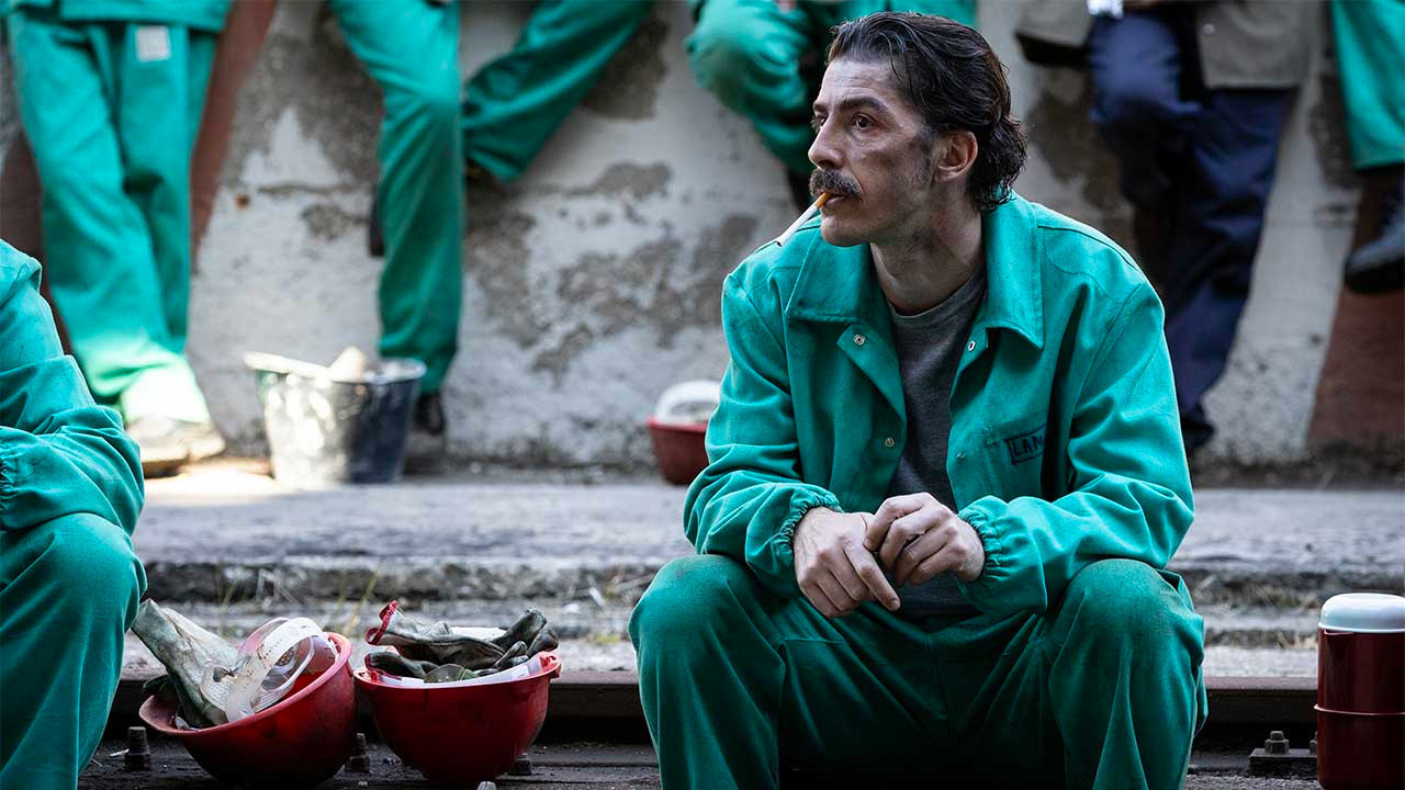 Michele Riondino, Palazzina Laf