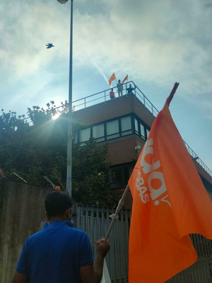 Operai sul tetto a Campi Bisenzio, Sudd Cobas