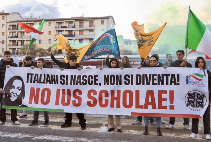ius scholae, destra