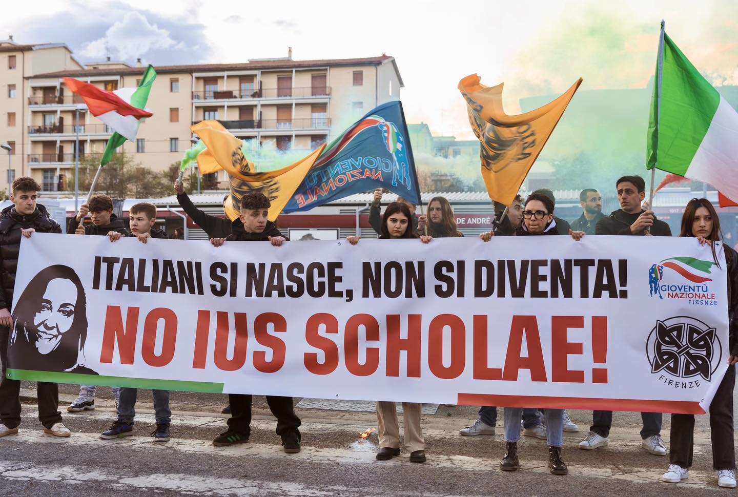 ius scholae, destra