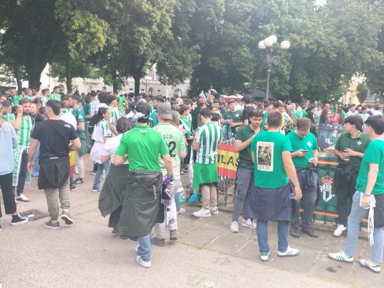 Tensioni tra tifosi Fiorentina-Betis, un ferito ricoverato