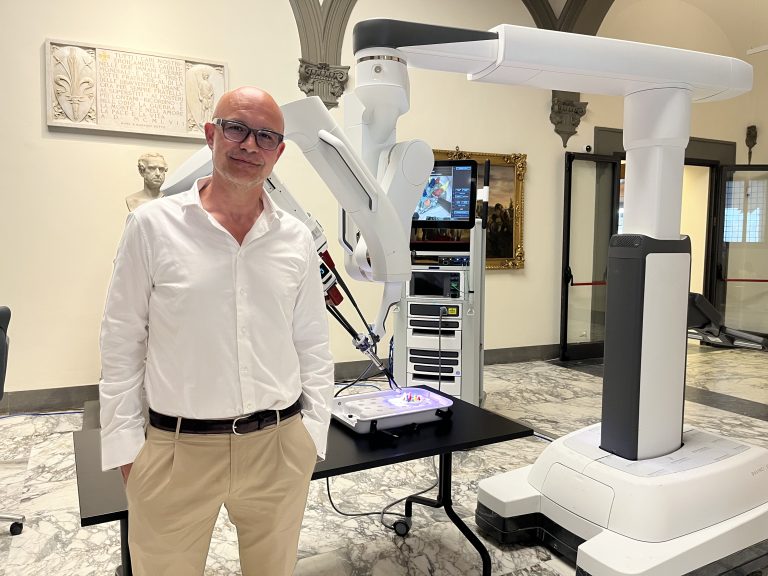 🎧 A Careggi robot per chirurgia mininvasiva da 650 interventi anno