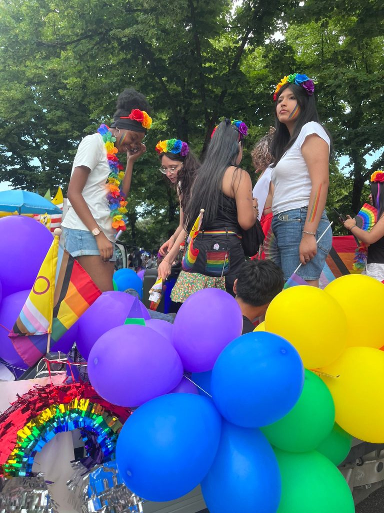🎧 La marea dei 30mila del Pride invade Prato. Foto e diretta