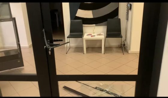 Ladri nella sede di Controradio a Firenze. La rete di solidarietà