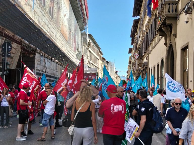 🎧Vigilanza privata e servizi di sicurezza, oggi sciopero e presidio regionale a Firenze