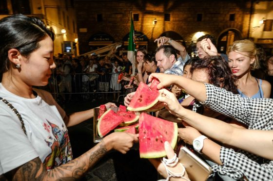 Donate due tonnellate di cocomero per festa di San Lorenzo a Firenze