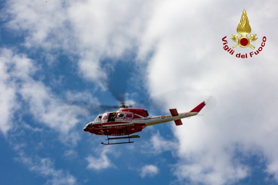 Colpito da fulmine in spiaggia a Piombino, cuore riparte dopo 30 minuti