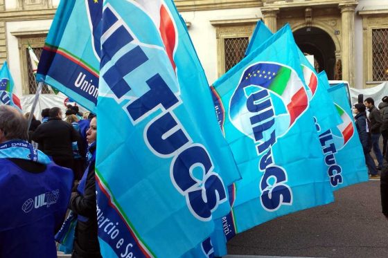 Uiltucs Toscana, licenziata storica delegata gruppo Ovs