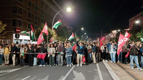 La Toscana scende in piazza. Cortei spontanei per Gaza e contro il blocco della Flotilla