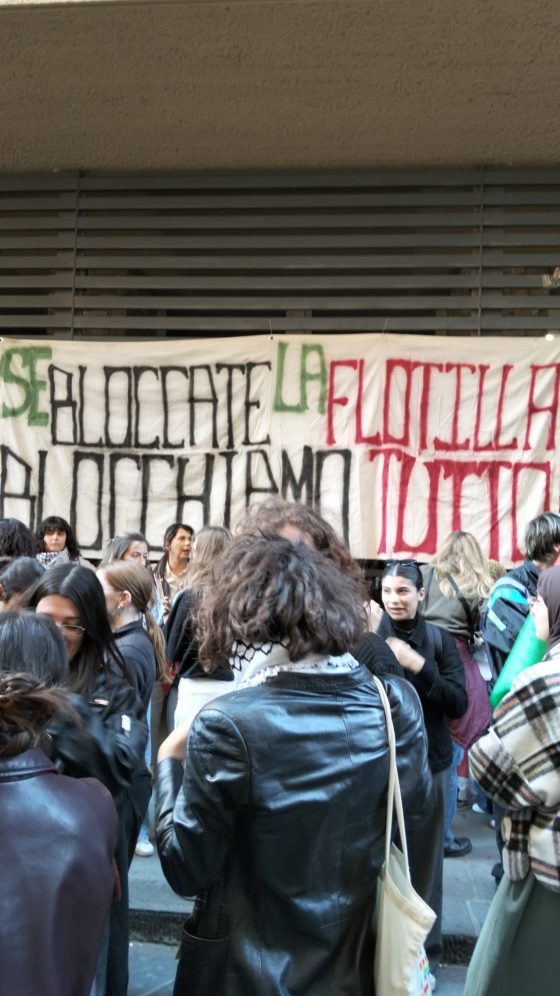 🎧 Studenti per Gaza: l’occupazione di via Laura a Firenze prosegue