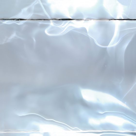 Andrea Laszlo De Simone, “Una Lunghissima Ombra”. Il Disco della Settimana.