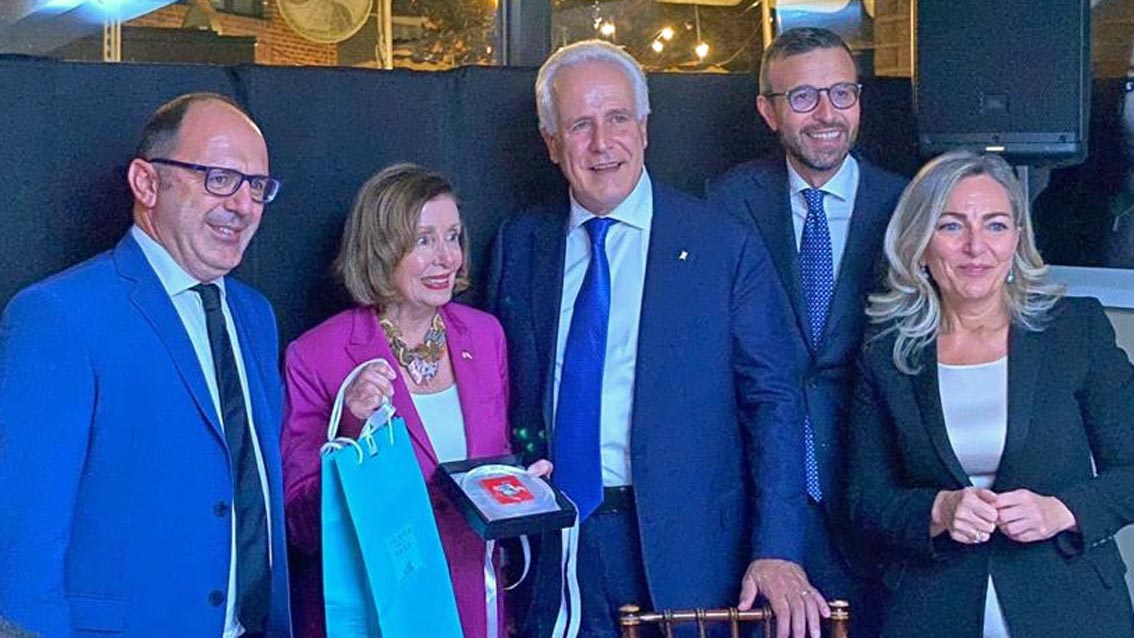 La delegazione Toscana in Usa incontra Nancy Pelosi