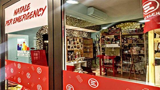 Emergency apre un negozio per i regali di Natale a Firenze