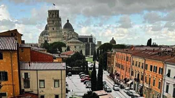 Grandinata a Pisa, strade imbiancate. Codice giallo per neve in tutta la regione per giovedì 19 gennaio