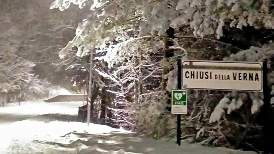 Nevica nell’Aretino, scuole chiuse in Casentino e Valtiberina. Sindaci, ‘usare l’auto solo per effettiva necessità’