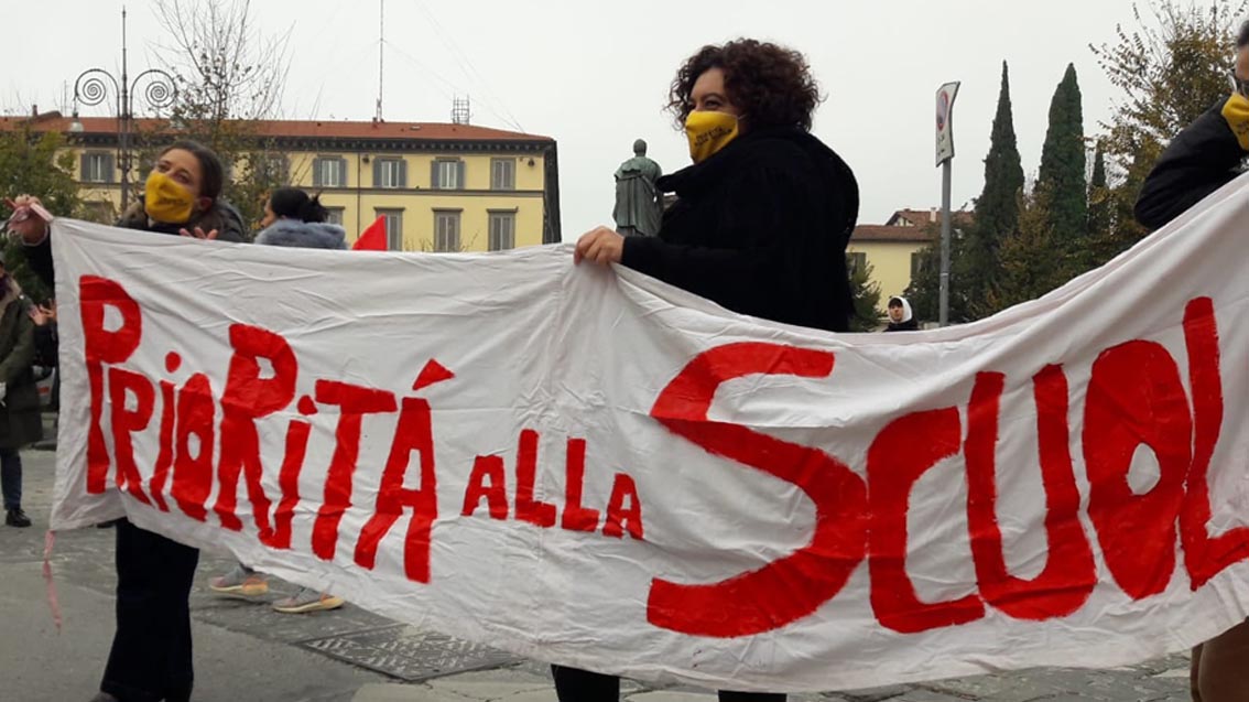 ‘Priorità alla Scuola’: “Orgogliosi manifestazione sull’onda delle decine di migliaia di firme raccolte”. “Chiediamo: dimissioni dei ministri Valditara e Piantedosi”