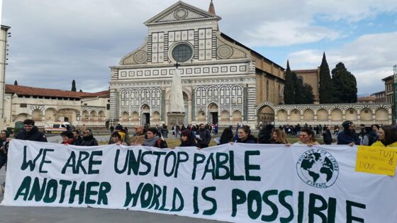 Fridays For Future, centinaia in corteo a Firenze