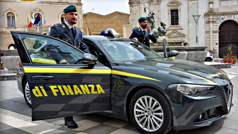 Prato:  in un anno scoperte 17 bische,  750.000 euro sequestrati sui tavoli