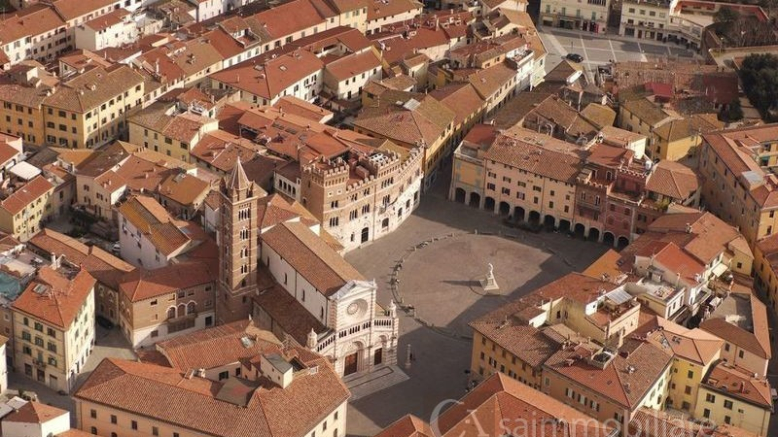 A Grosseto la via della Pacificazione Nazione si snoderà in via Almirante e via Berlinguer