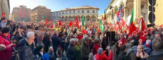 Opera antifascista esposta al Michelangiolo a seguito dell’aggressione