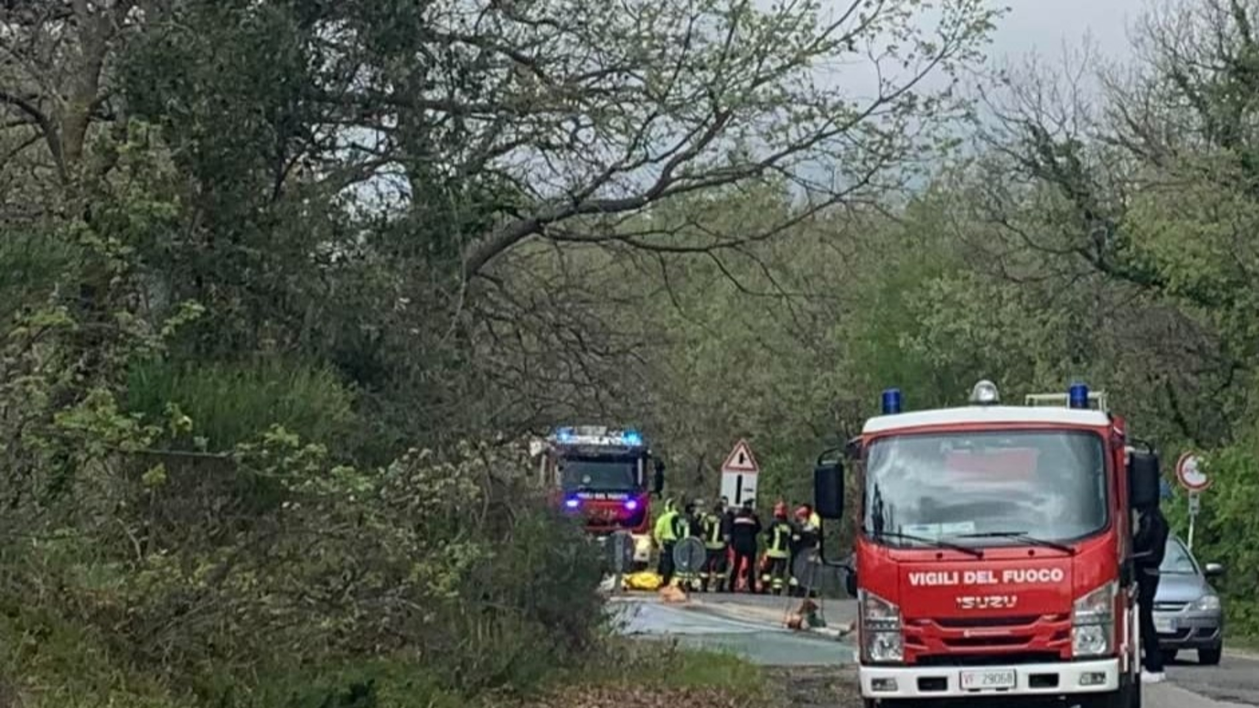 Auto finisce fuori strada a Chianciano, morto l’uomo alla guida