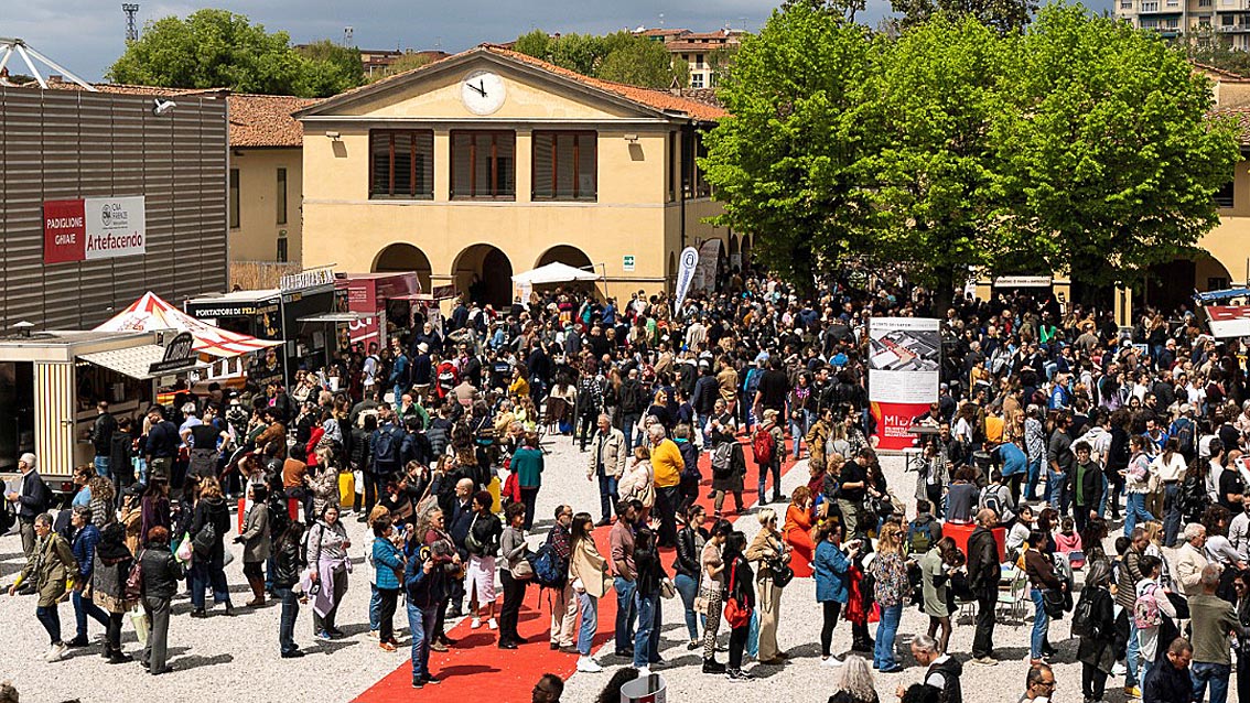 La Mostra dell’Artigianato a Firenze apre con oltre 10.000 persone