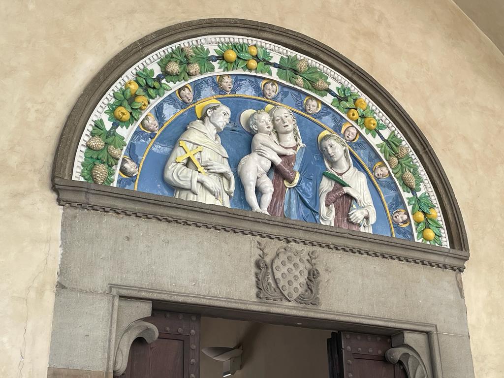Accademia Belle Arti, presentato il restauro di due lunette di Andrea Della Robbia