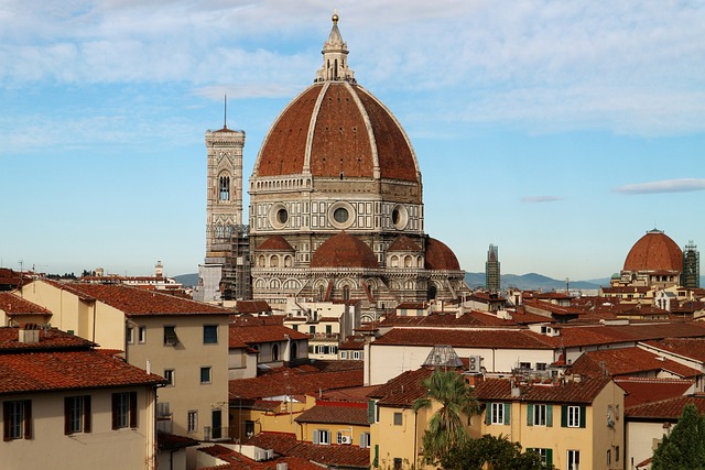 Duomo di Firenze, lavori in corso per ricollocare tre statue