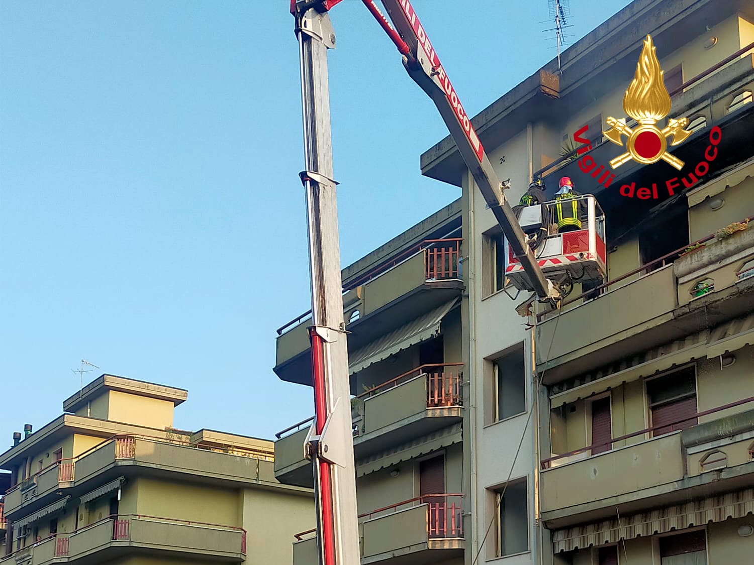 Incendio a Certaldo: soccorsa anziana