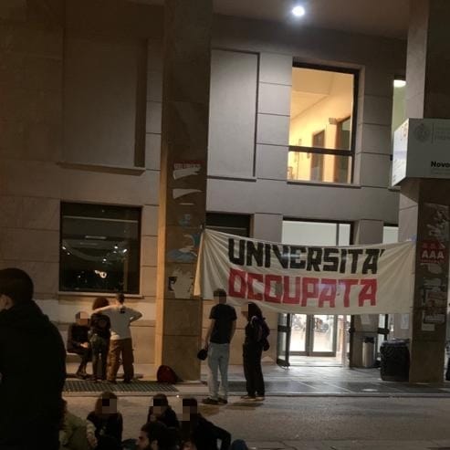 🎧Università: occupazione a Novoli per il diritto all’abitare, no interrotta la didattica. Settimana di eventi